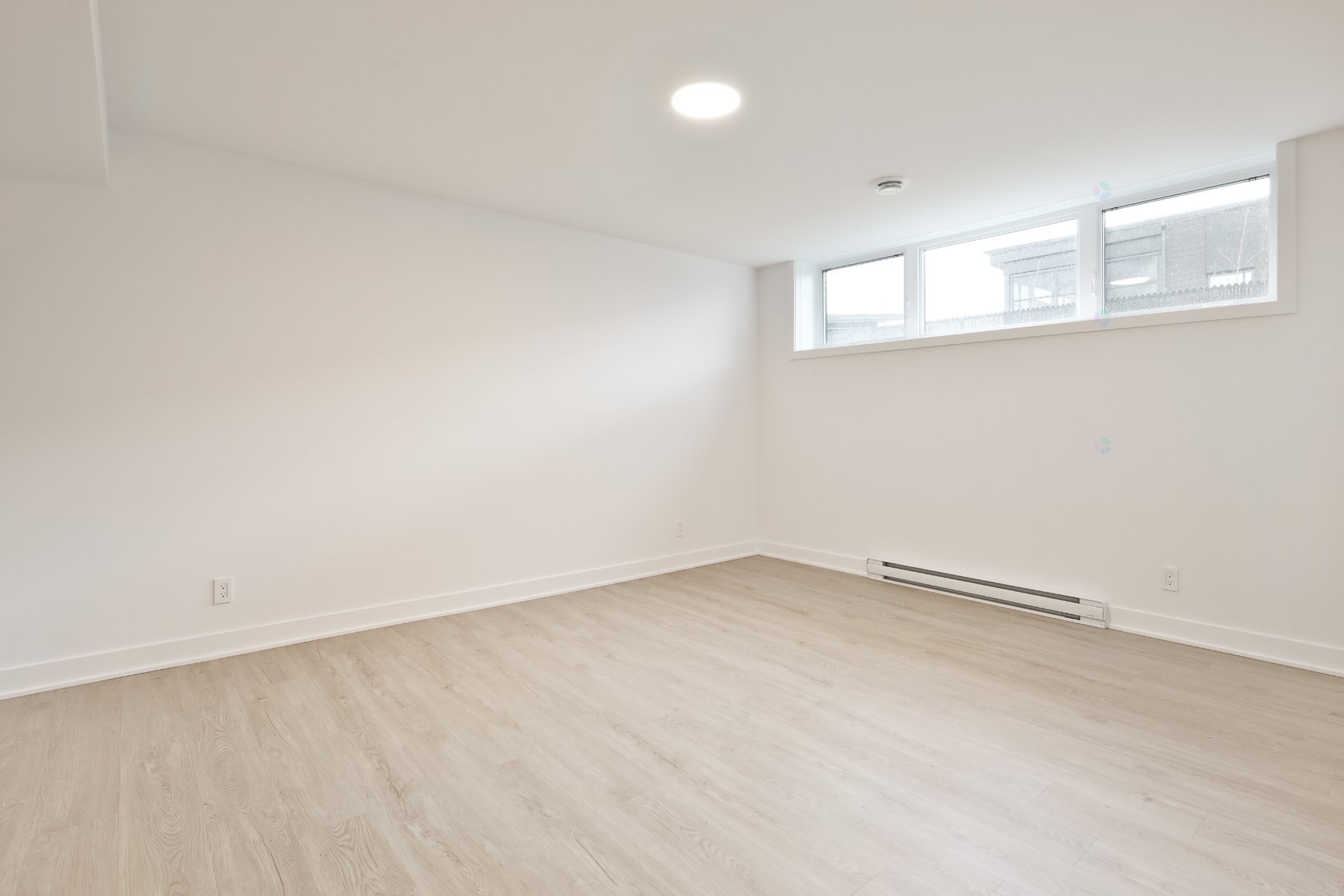 Bedroom - 19 Rue Des Trembles, Saint-Jean-Sur-Richelieu, QC - Indoor Photo Showing Other Room