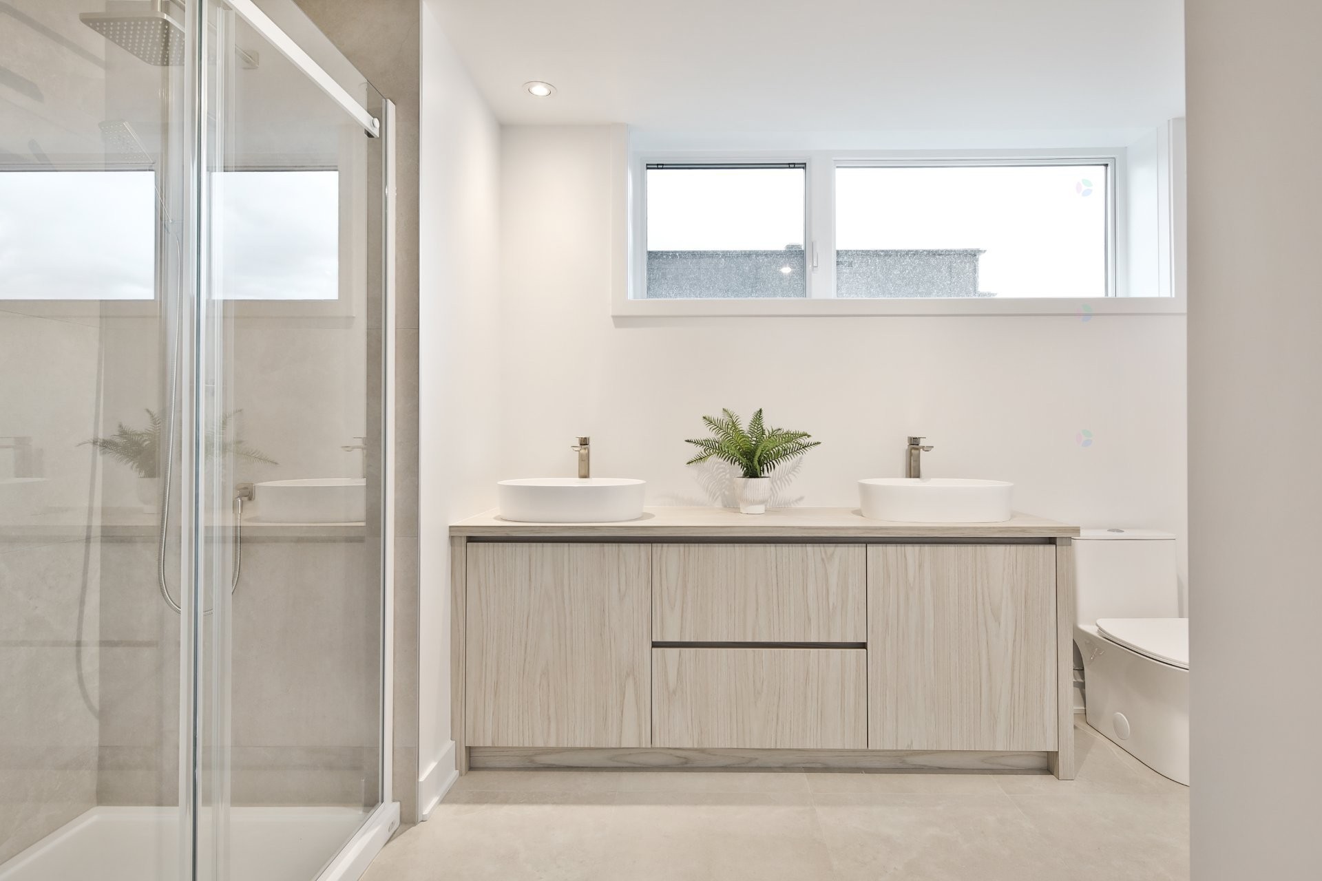 Bathroom - 19 Rue Des Trembles, Saint-Jean-Sur-Richelieu, QC - Indoor Photo Showing Bathroom