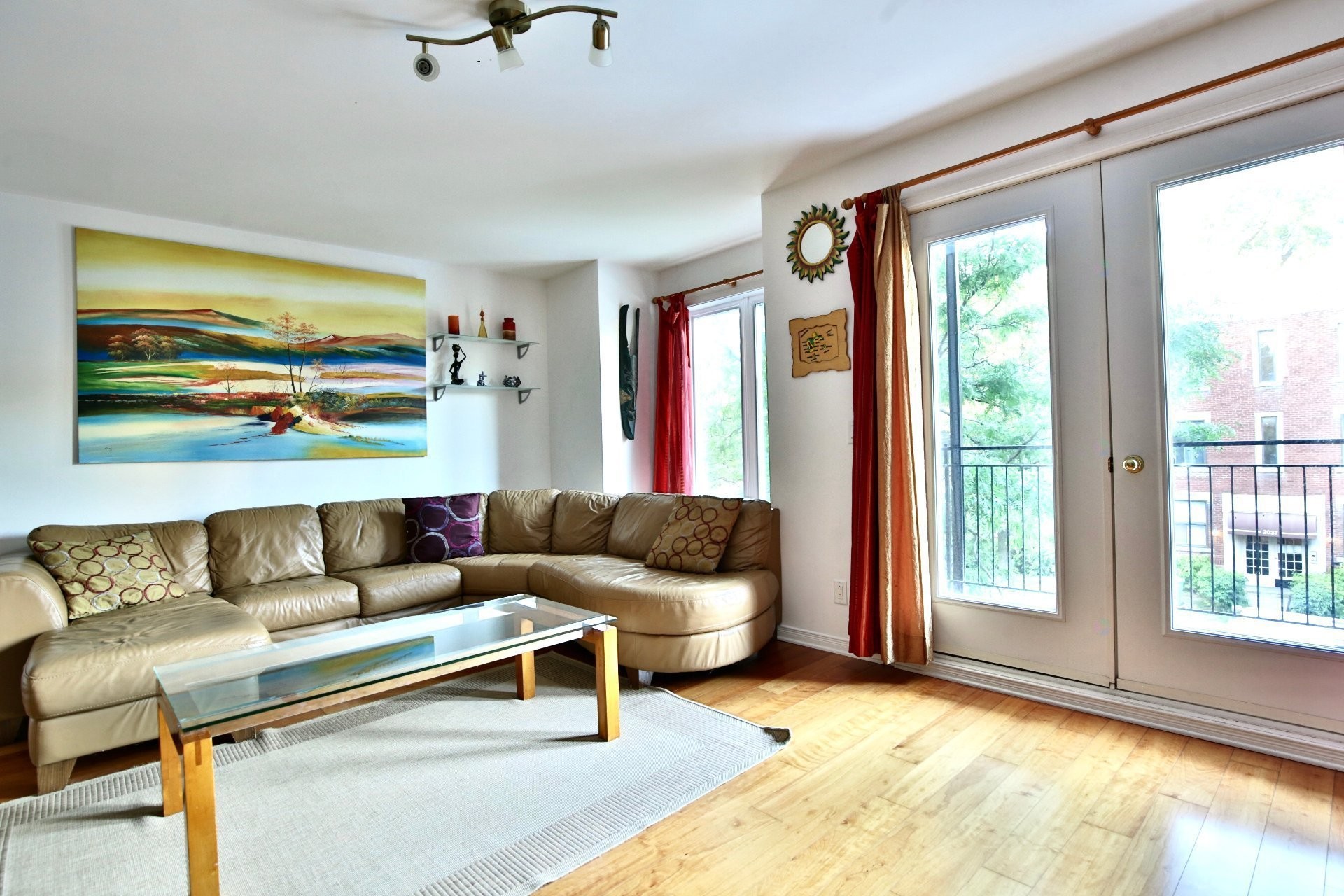 Salon - 202-2040 Boul. Décarie, Montréal (Côte-Des-Neiges/Notre-Dame-De-Grâce), QC - Indoor Photo Showing Living Room