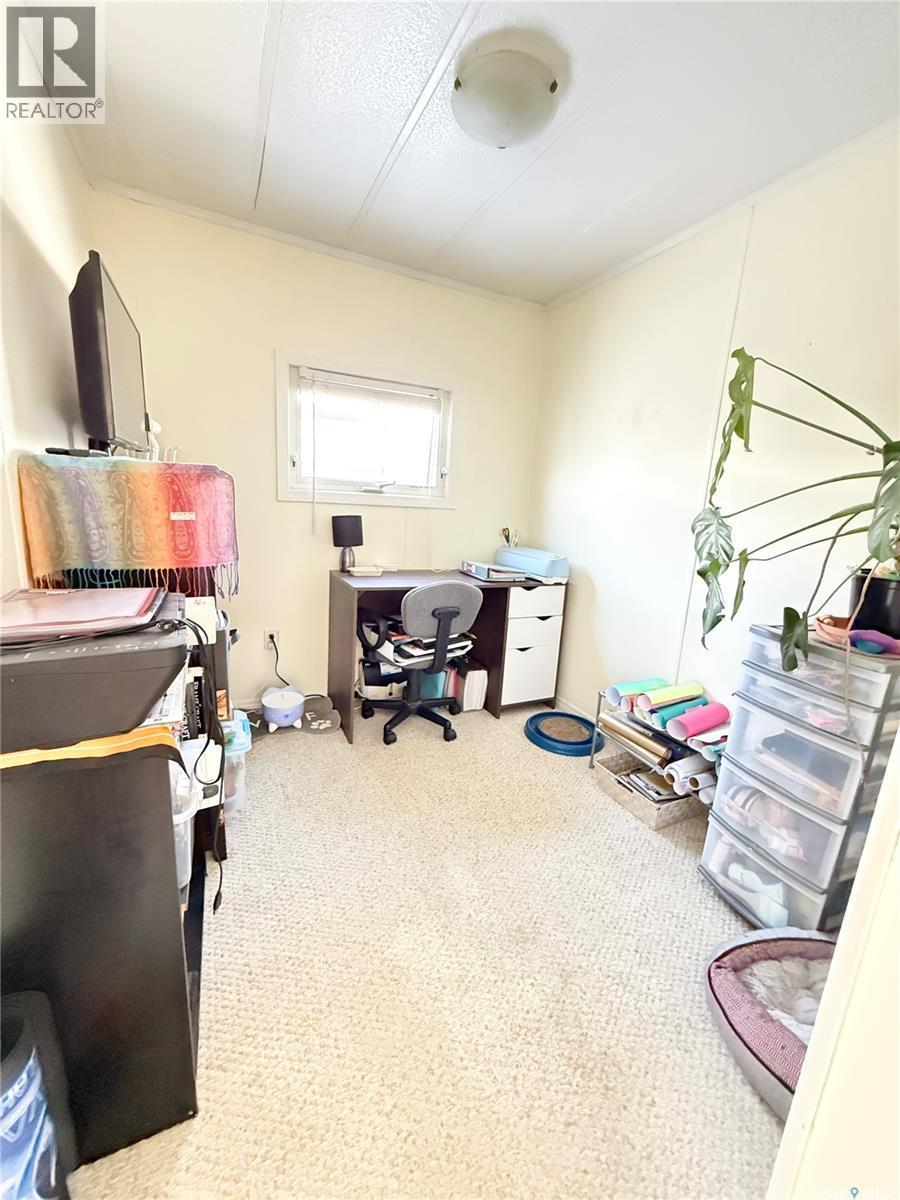 148 Laing Crescent, Weyburn, SK