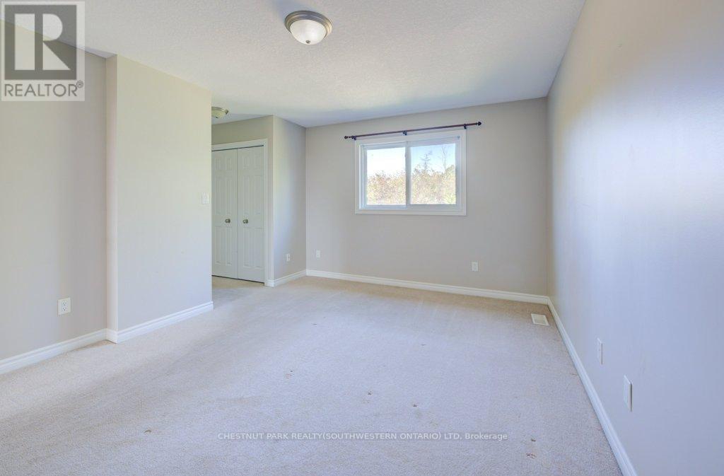 404 Tealby Crescent, Waterloo, ON - Indoor Photo Showing Other Room