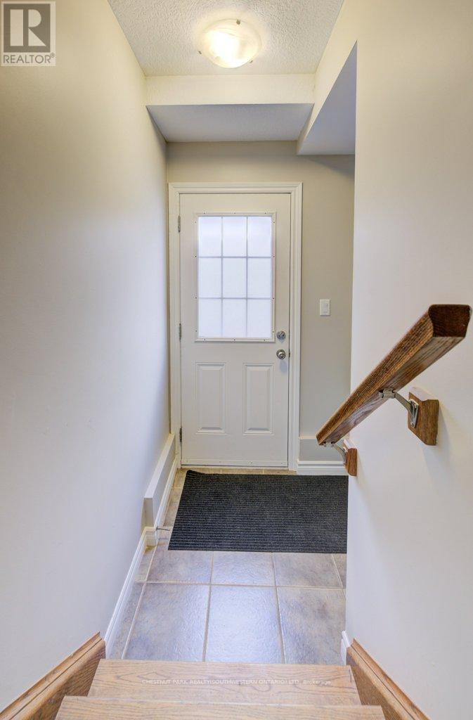 404 Tealby Crescent, Waterloo, ON - Indoor Photo Showing Other Room