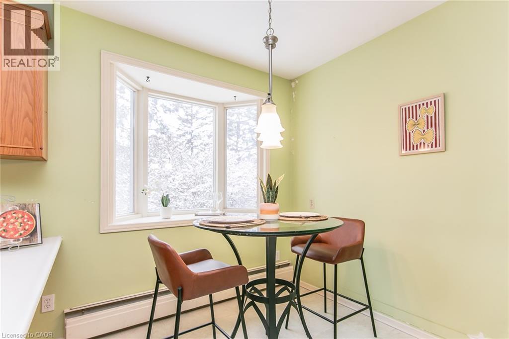 198 Ashcroft Place, Waterloo, ON - Indoor