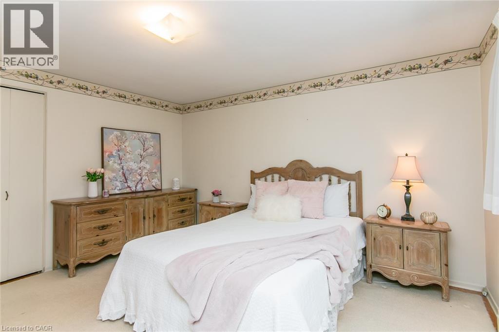 198 Ashcroft Place, Waterloo, ON - Indoor Photo Showing Bedroom