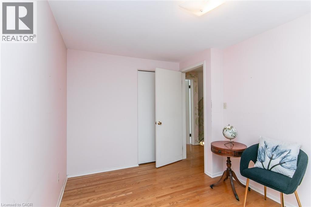 198 Ashcroft Place, Waterloo, ON - Indoor Photo Showing Other Room