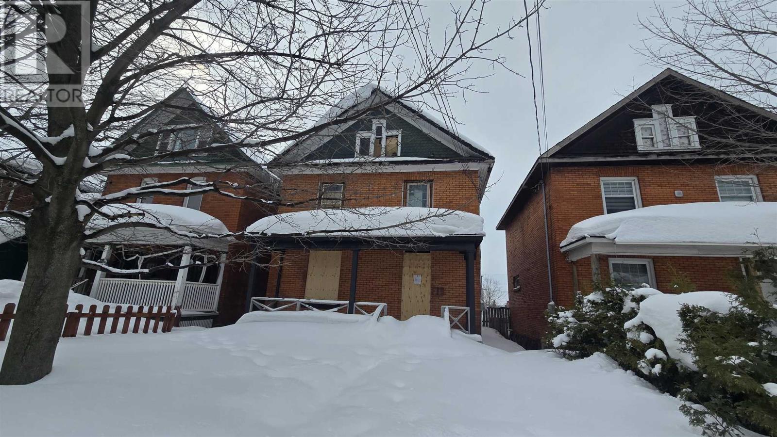 139 Albert St E, Sault Ste. Marie, ON - Outdoor