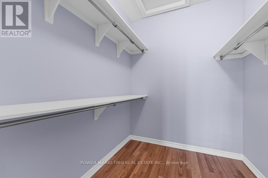 192 Felicity Crescent, Ottawa, ON - Indoor With Storage