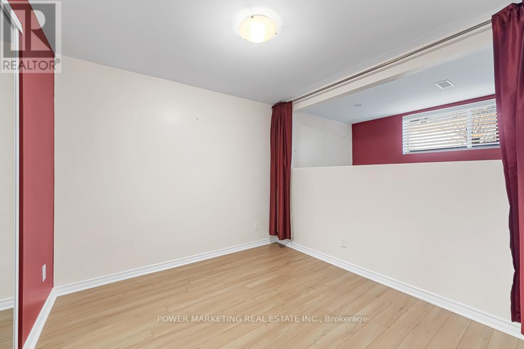 192 Felicity Crescent, Ottawa, ON - Indoor Photo Showing Other Room