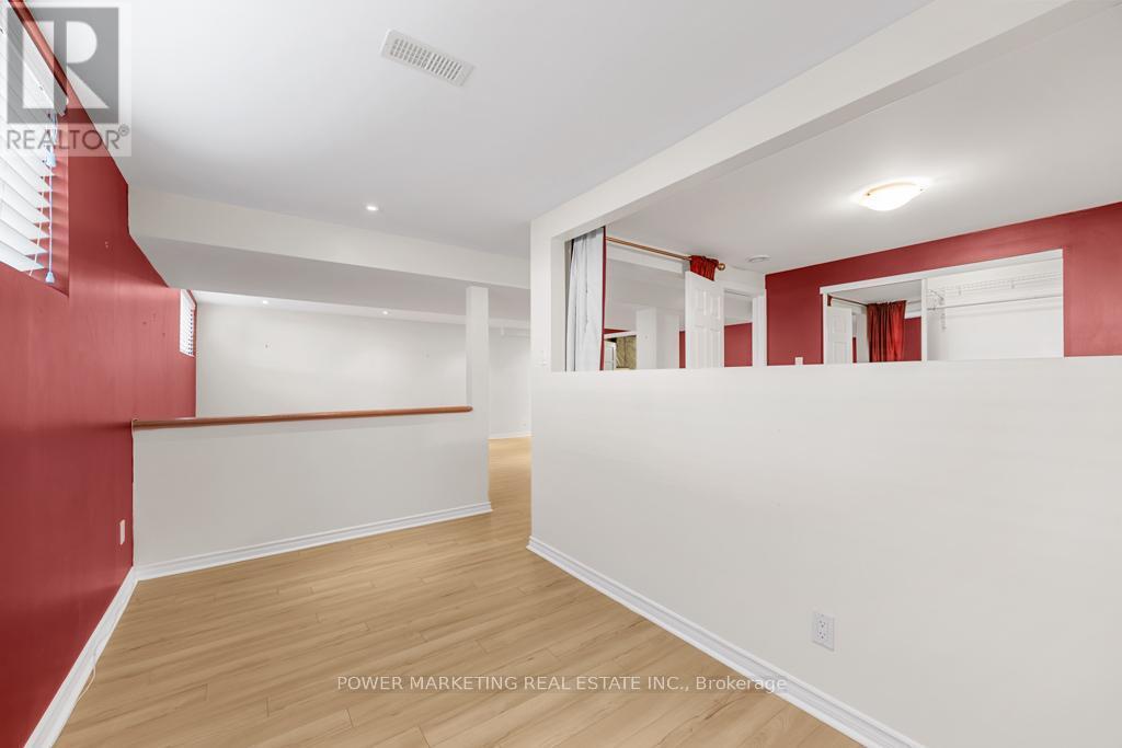 192 Felicity Crescent, Ottawa, ON - Indoor Photo Showing Other Room