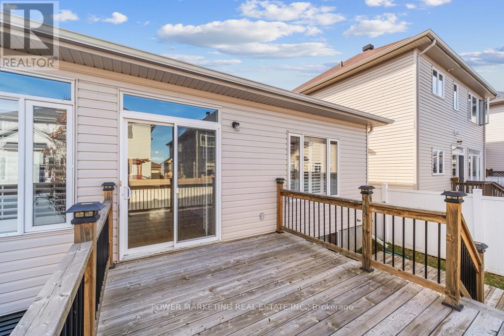 192 Felicity Crescent, Ottawa, ON - Outdoor With Deck Patio Veranda With Exterior