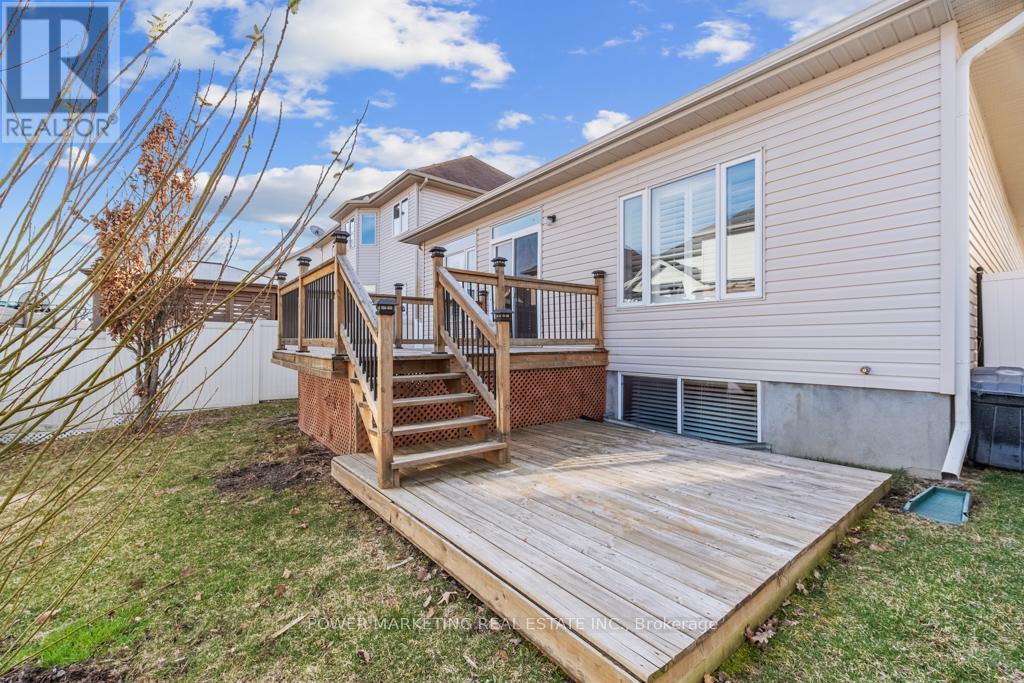 192 Felicity Crescent, Ottawa, ON - Outdoor With Deck Patio Veranda With Exterior