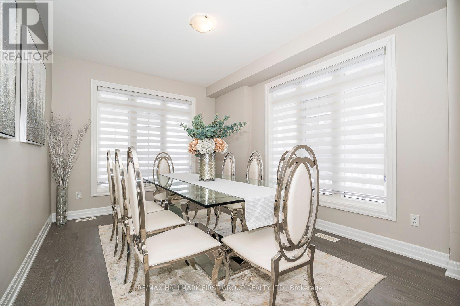 21 Souter Drive, Whitby, ON - Indoor Photo Showing Dining Room