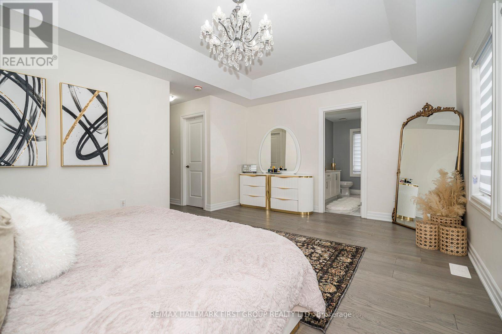 21 Souter Drive, Whitby, ON - Indoor Photo Showing Bedroom