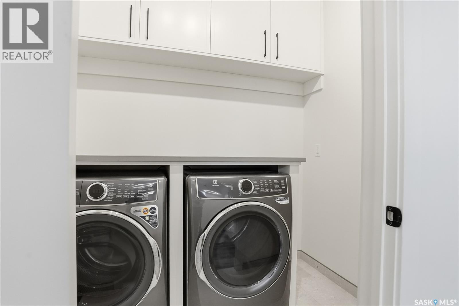 1139 13Th Street E, Saskatoon, SK - Indoor Photo Showing Laundry Room