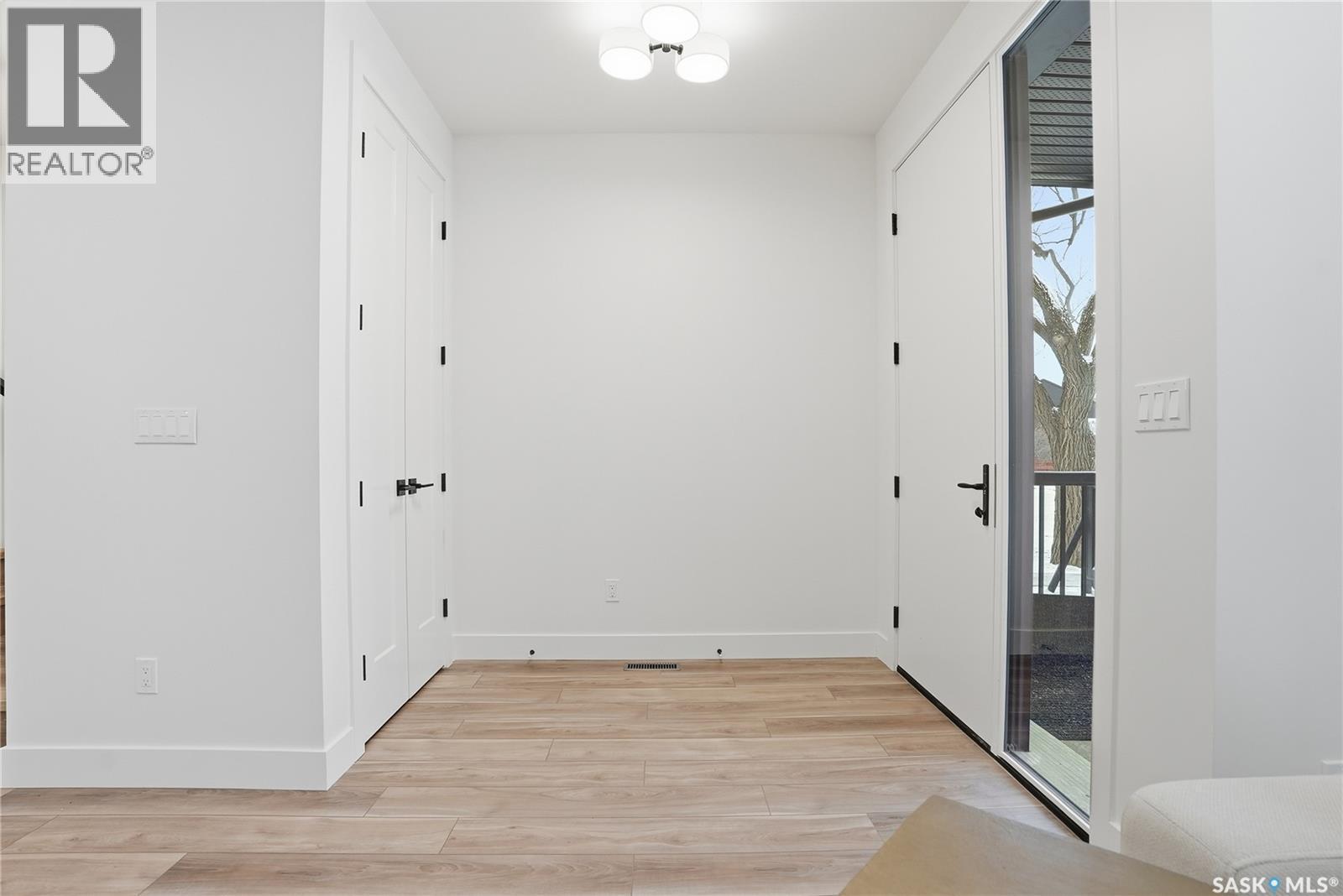 1137 13Th Street E, Saskatoon, SK - Indoor Photo Showing Other Room