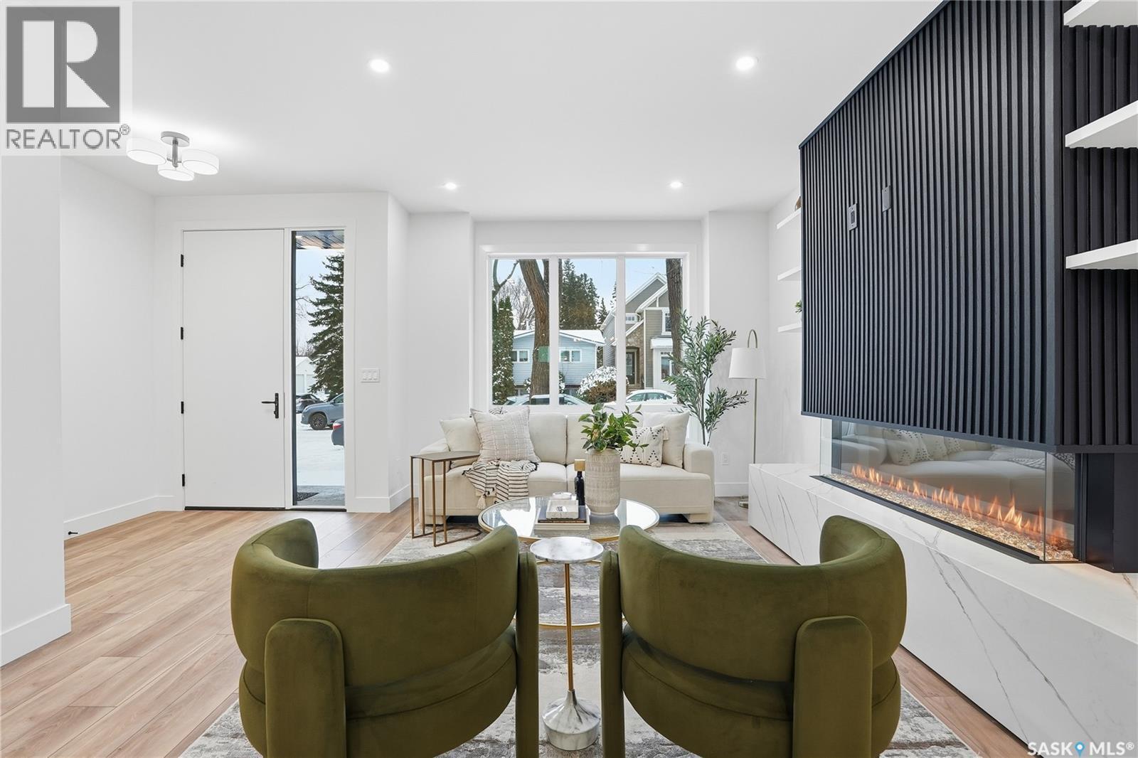 1137 13Th Street E, Saskatoon, SK - Indoor