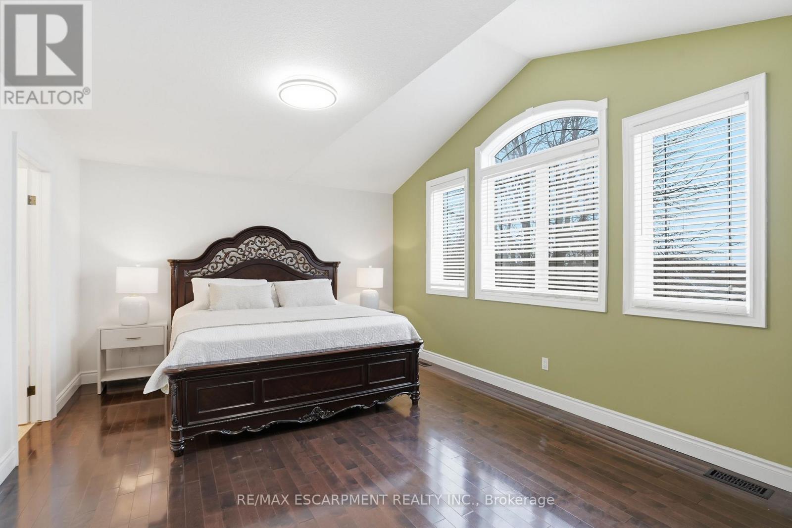 223 Annabelle Street, Hamilton, ON - Indoor Photo Showing Bedroom