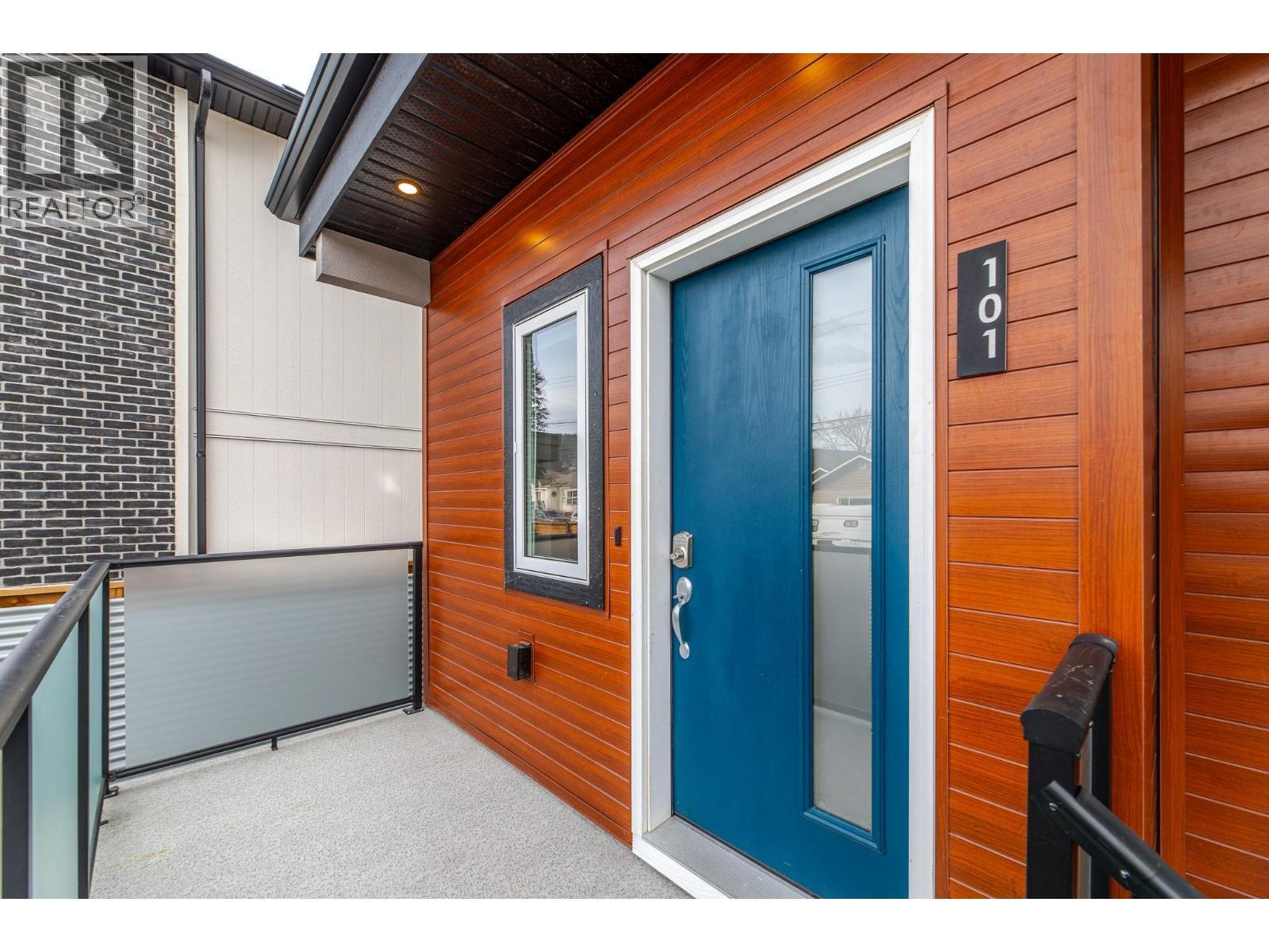 490 Eckhardt Avenue Unit# 101, Penticton, BC - Outdoor With Exterior