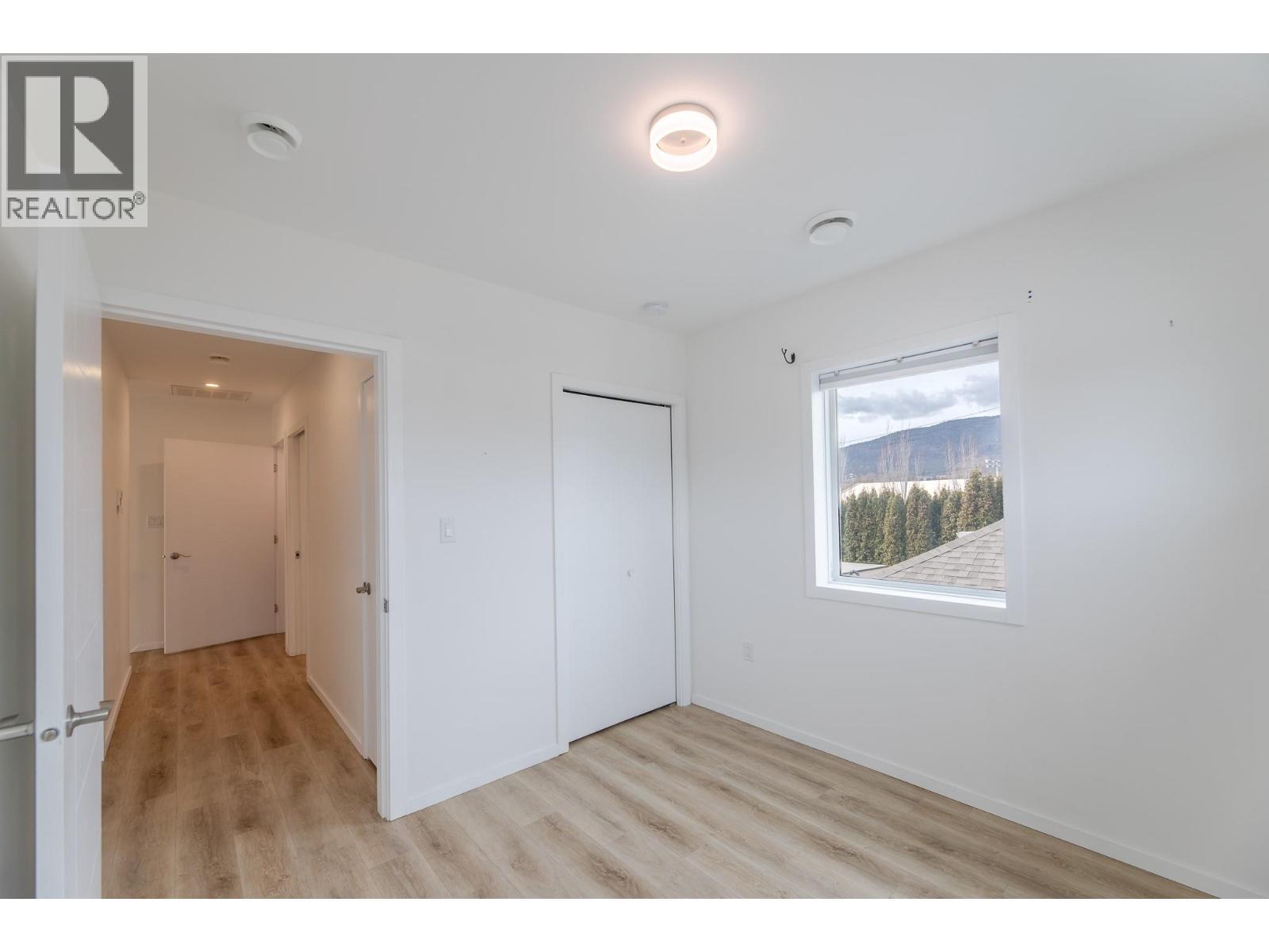 490 Eckhardt Avenue Unit# 101, Penticton, BC - Indoor Photo Showing Other Room