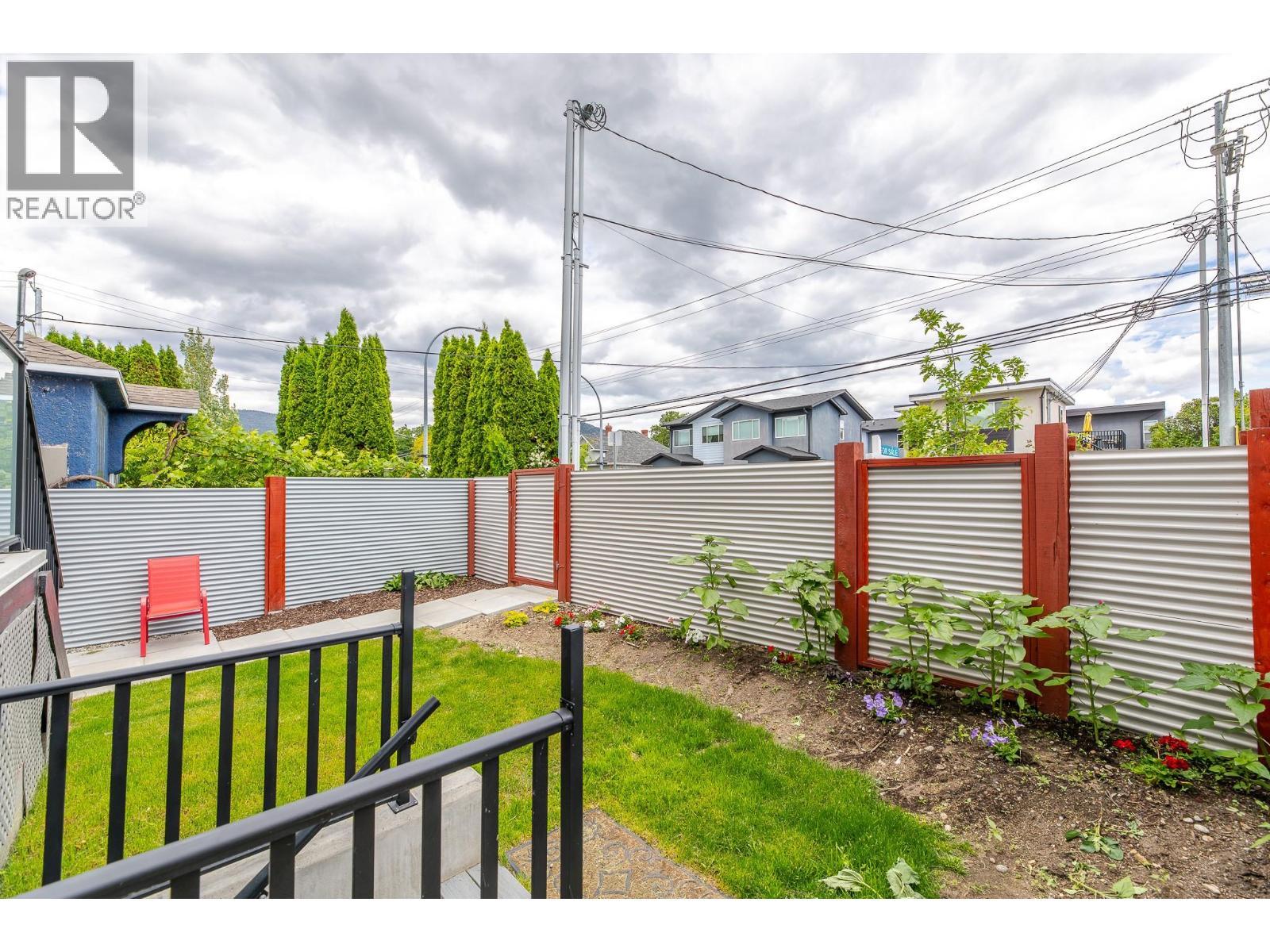 490 Eckhardt Avenue Unit# 101, Penticton, BC - Outdoor