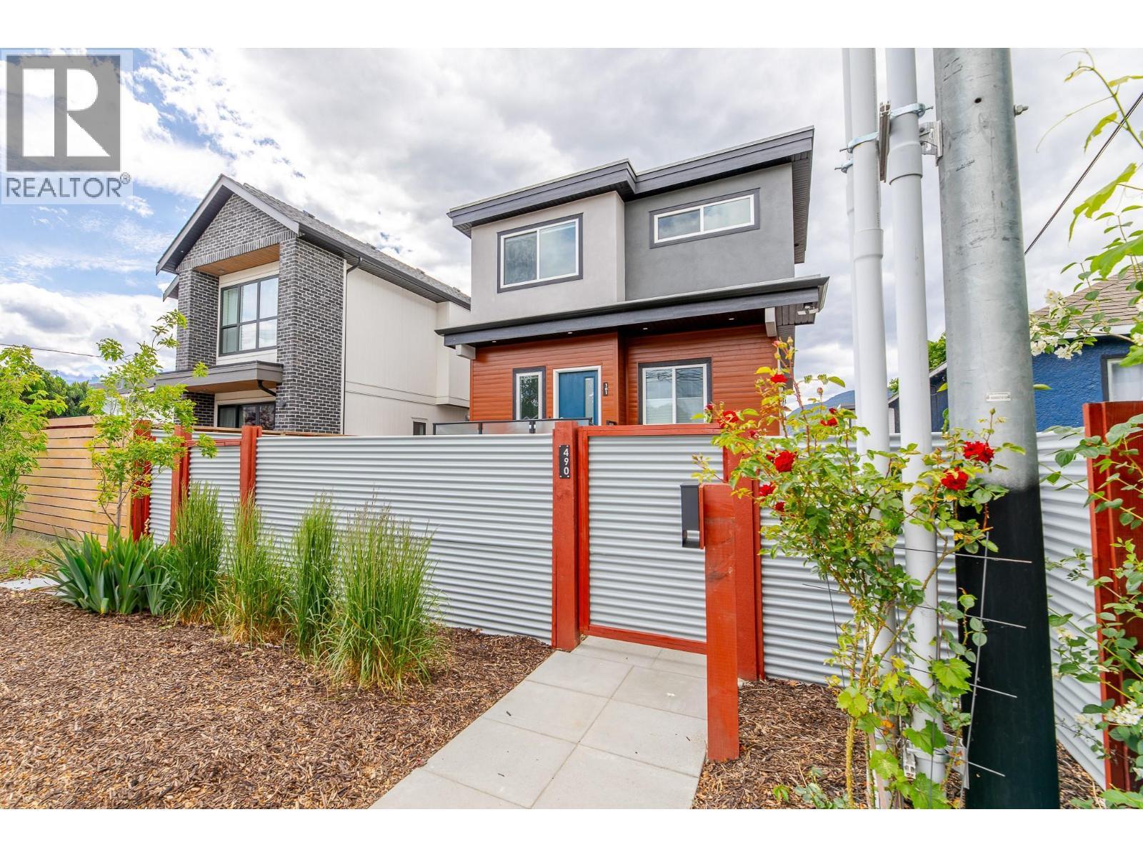 490 Eckhardt Avenue Unit# 101, Penticton, BC - Outdoor