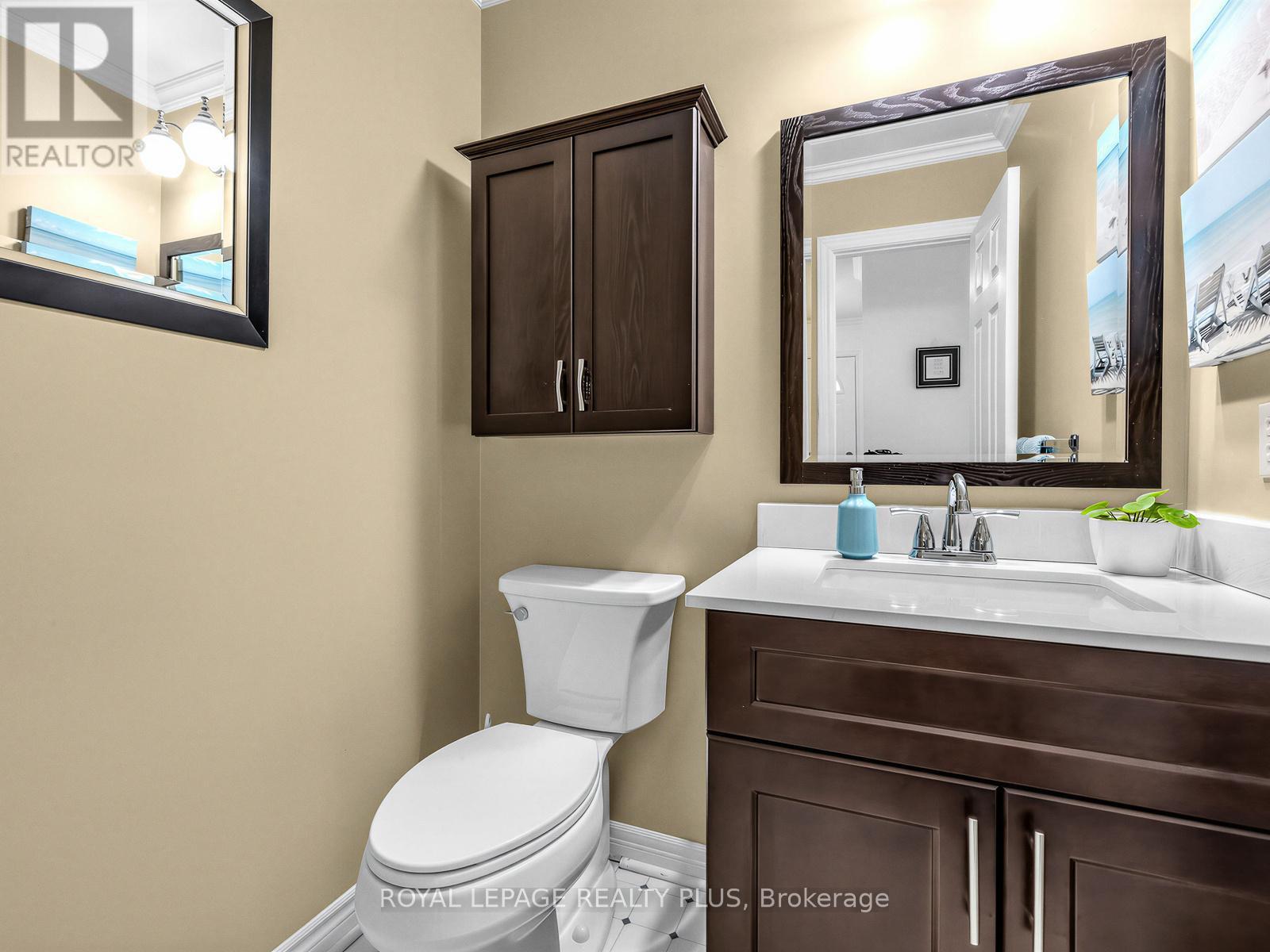 4138 Marigold Crescent, Mississauga, ON - Indoor Photo Showing Bathroom
