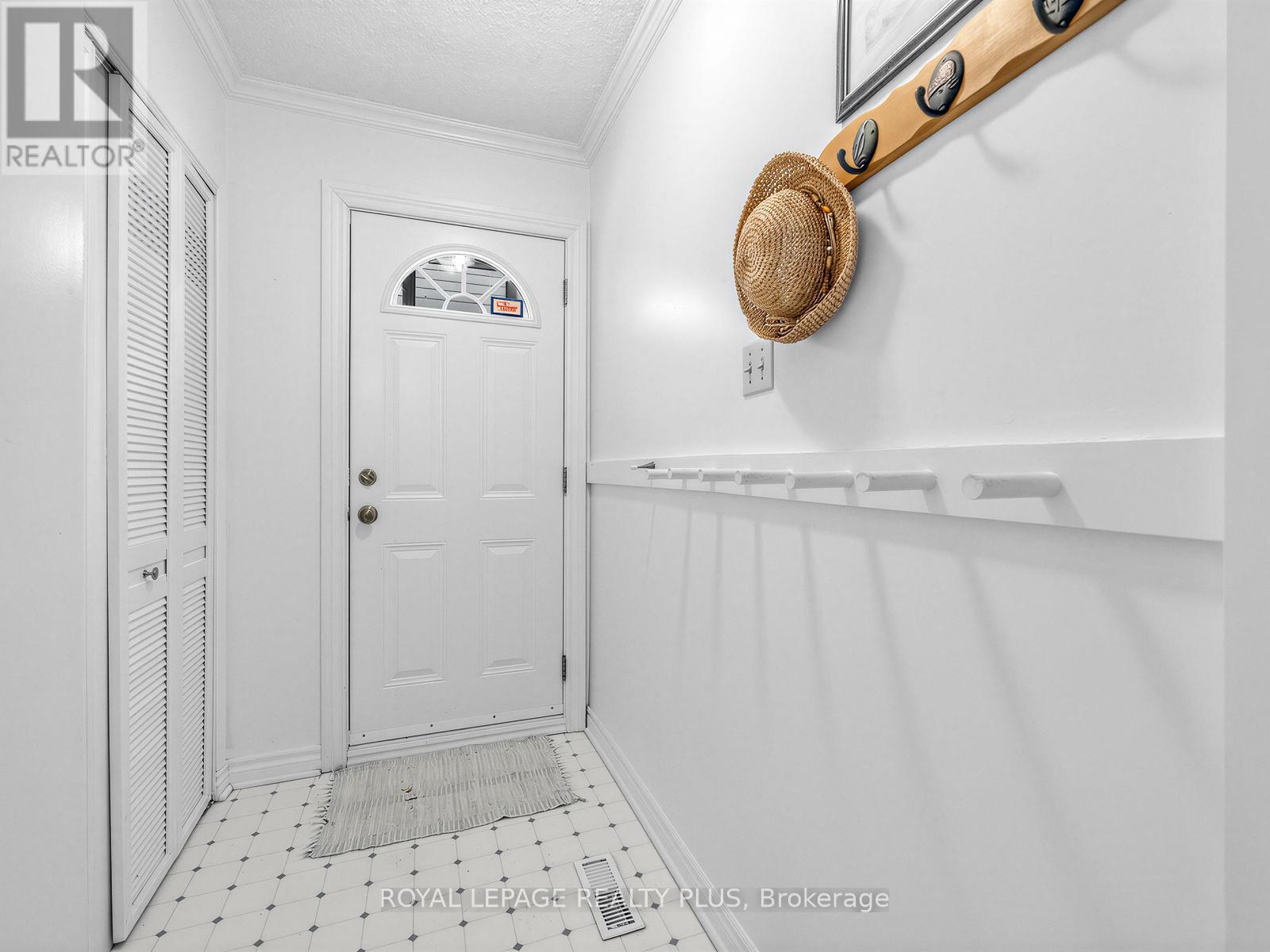 4138 Marigold Crescent, Mississauga, ON - Indoor Photo Showing Other Room