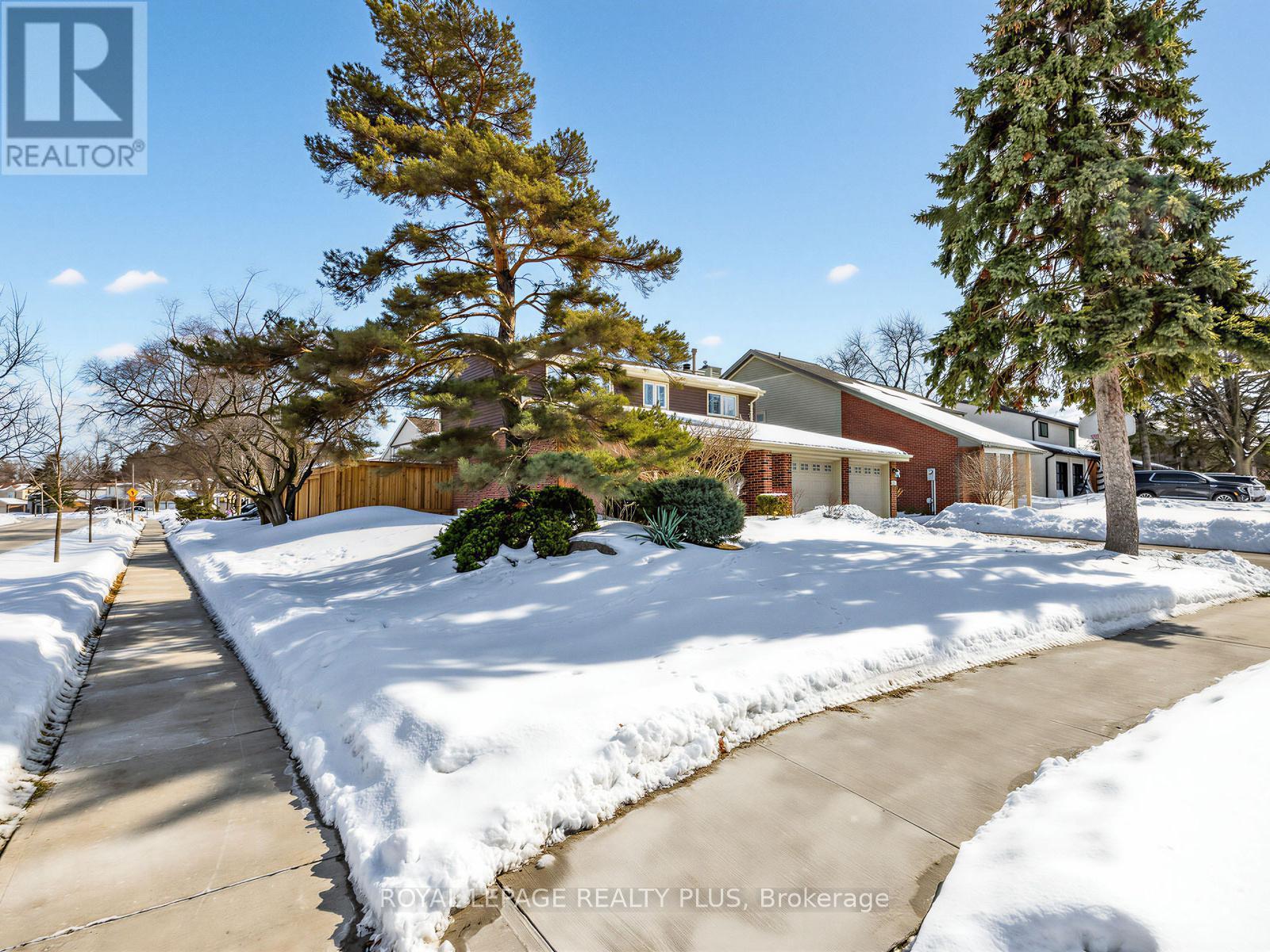 4138 Marigold Crescent, Mississauga, ON - Outdoor