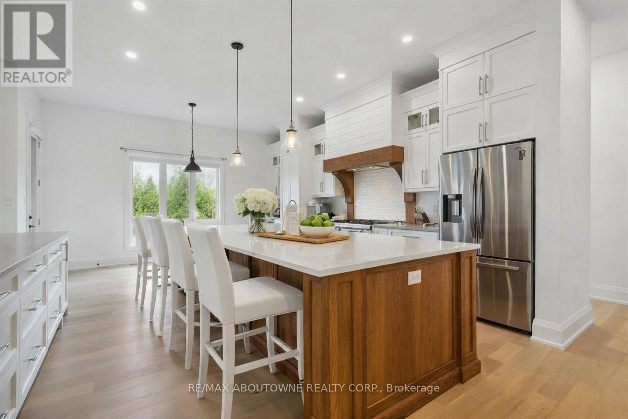 9042 Sideroad 10, Erin, ON - Indoor