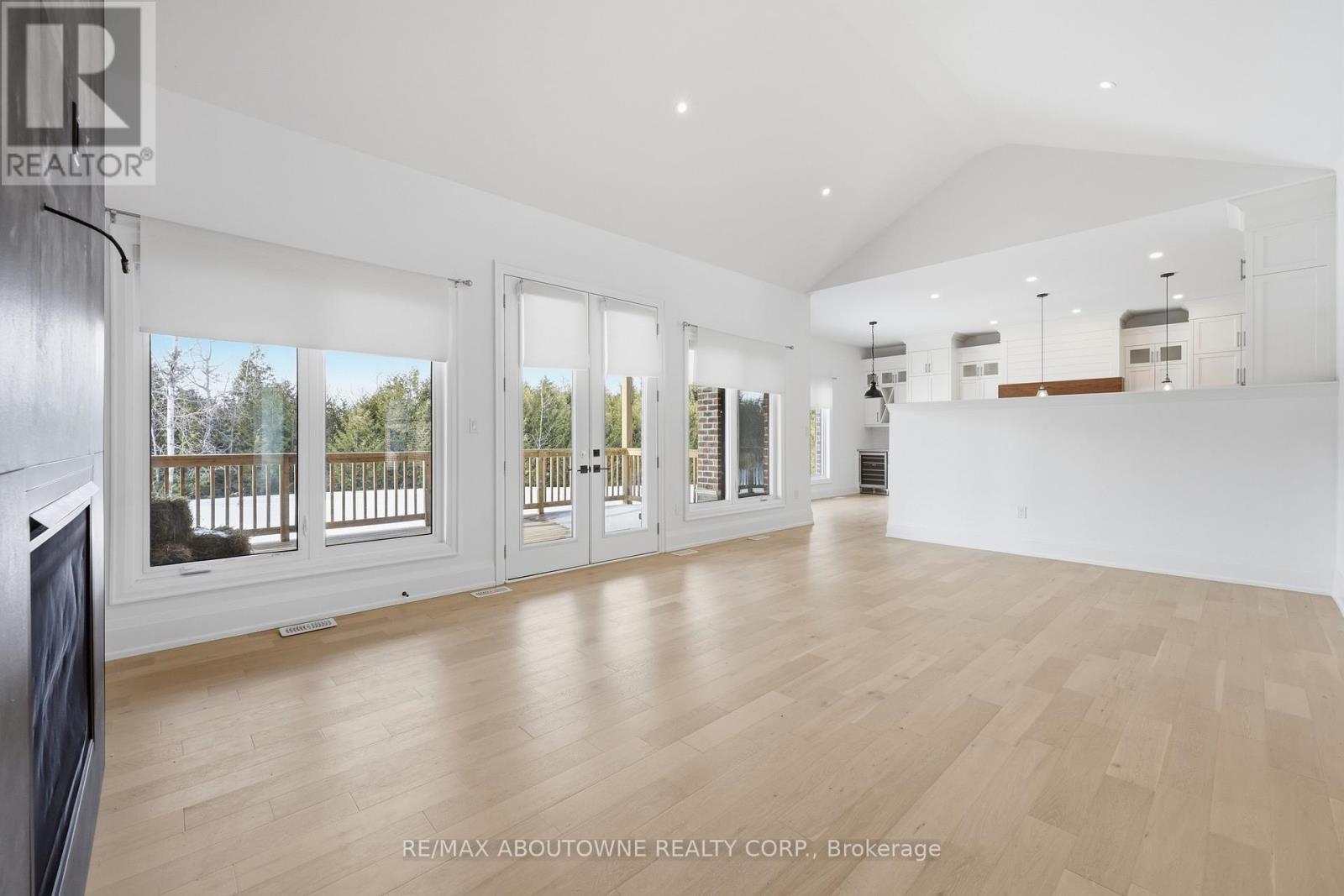 9042 Sideroad 10, Erin, ON - Indoor