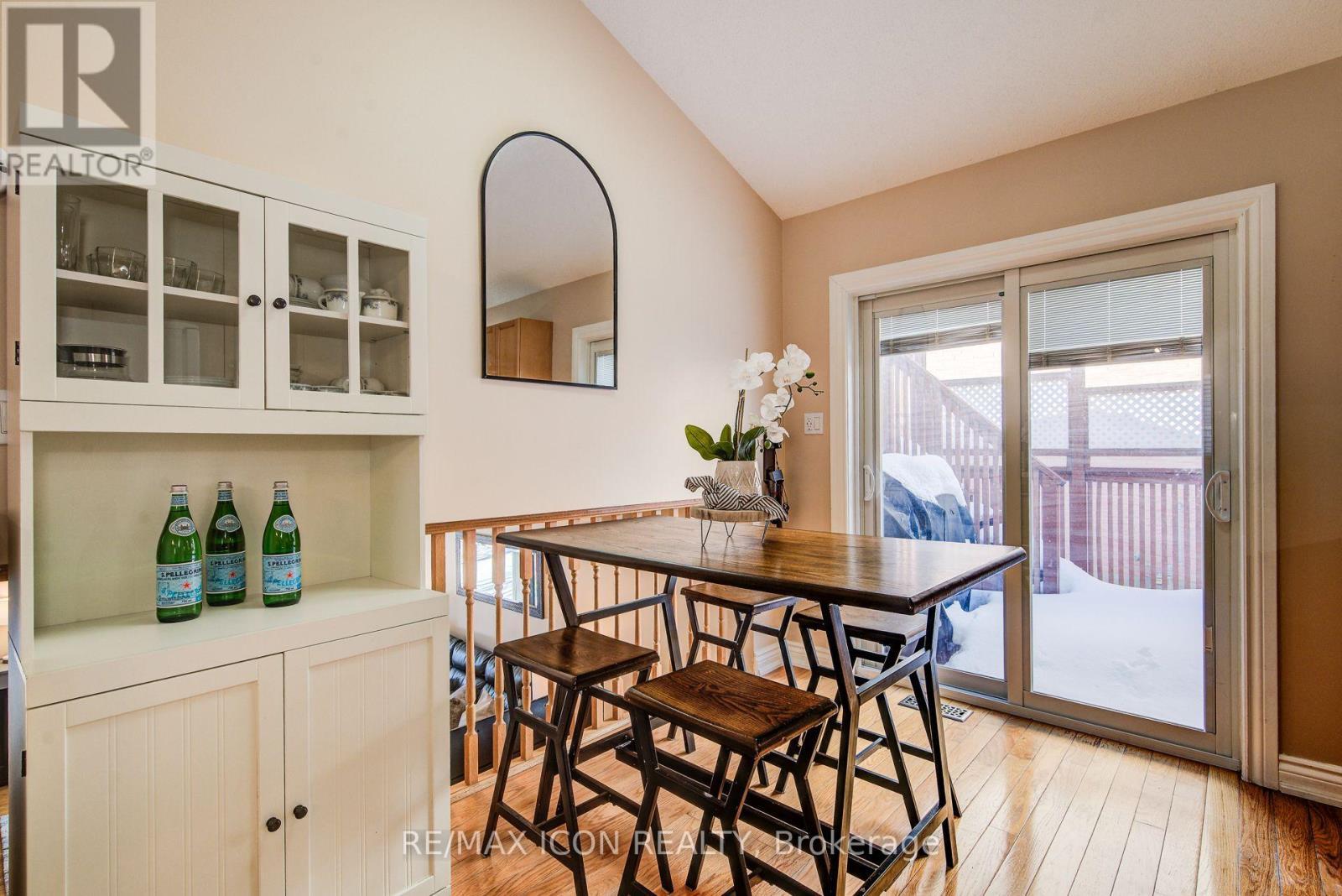 84 Endeavour Drive, Cambridge, ON - Indoor Photo Showing Other Room