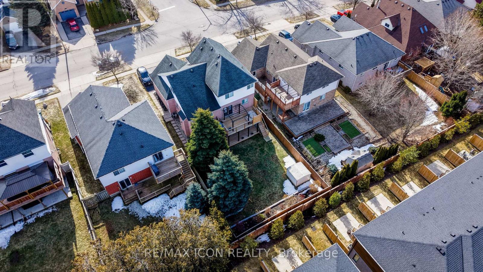 84 Endeavour Drive, Cambridge, ON - Outdoor With View