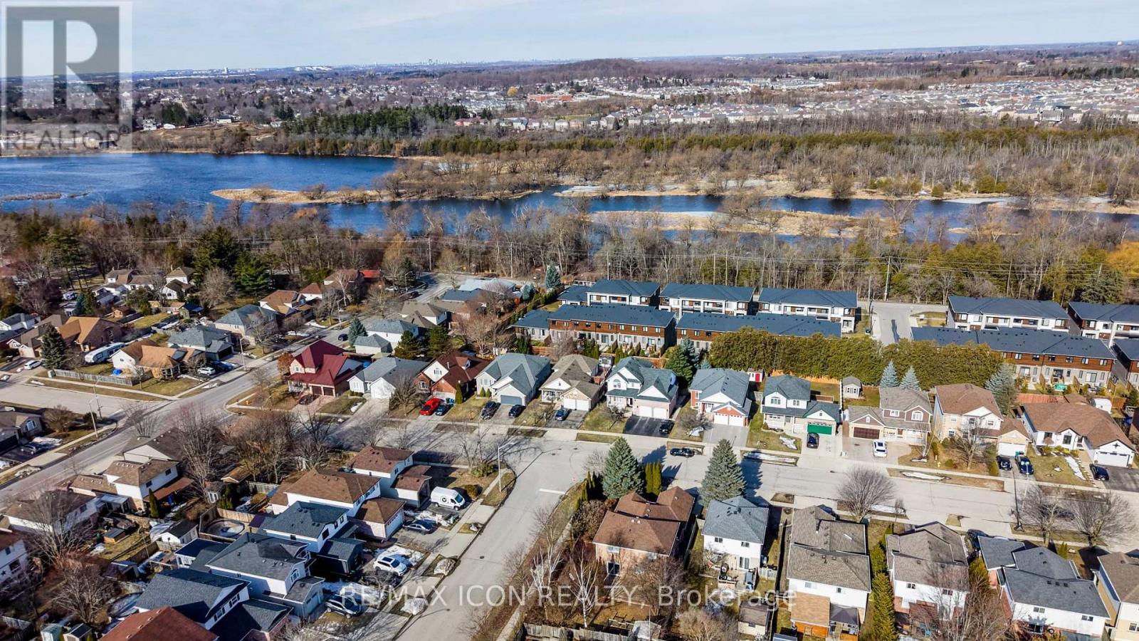 84 Endeavour Drive, Cambridge, ON - Outdoor With View