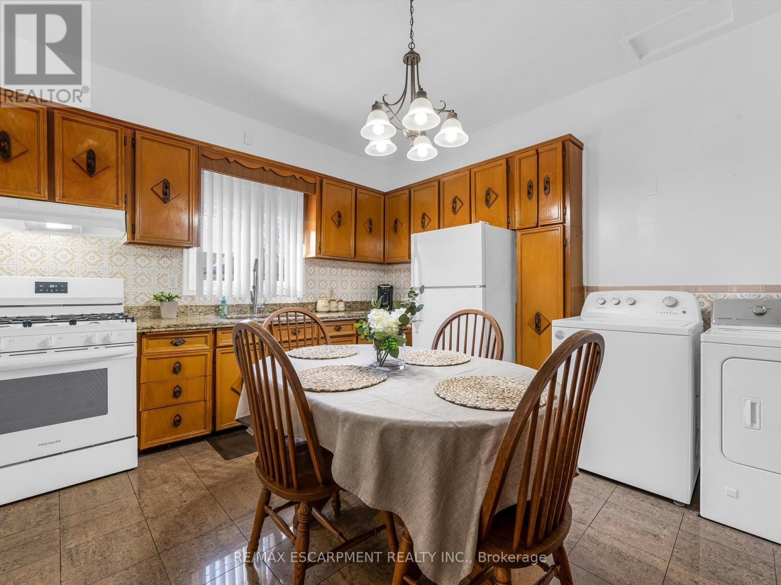 93 Murray Street E, Hamilton, ON - Indoor