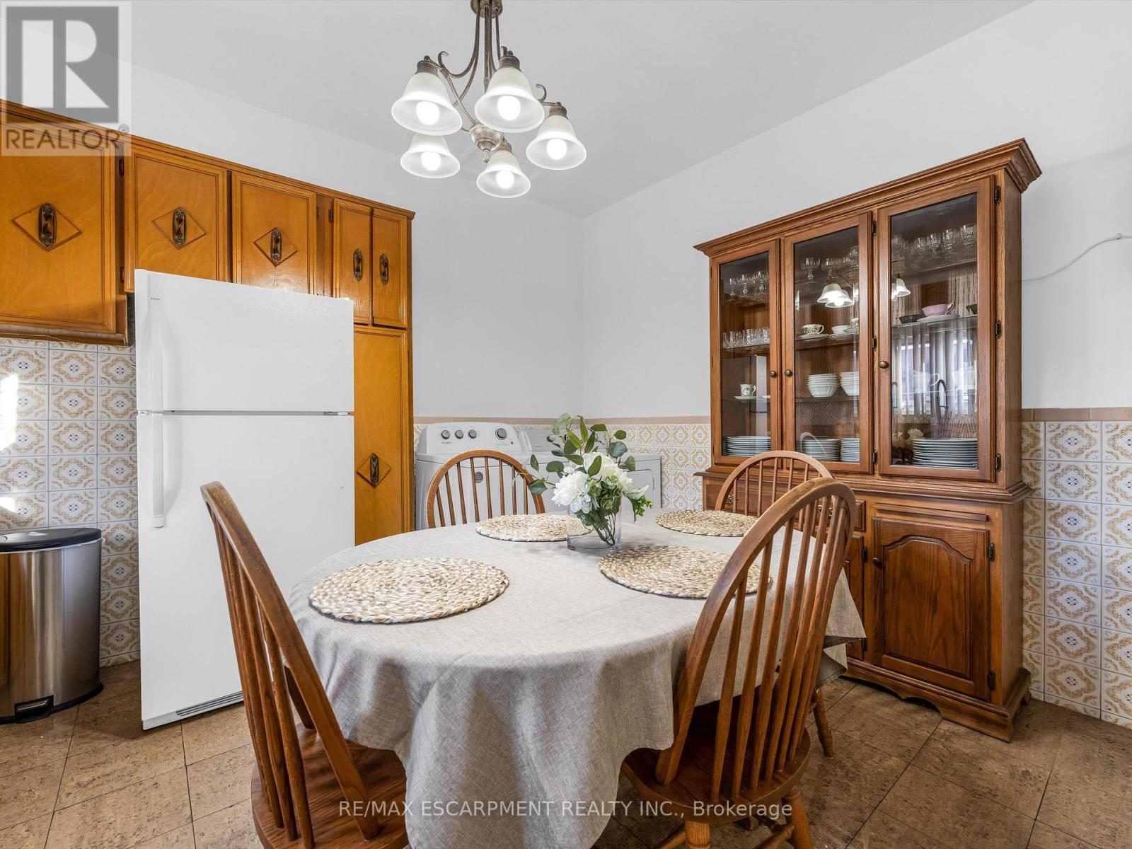 93 Murray Street E, Hamilton, ON - Indoor Photo Showing Dining Room