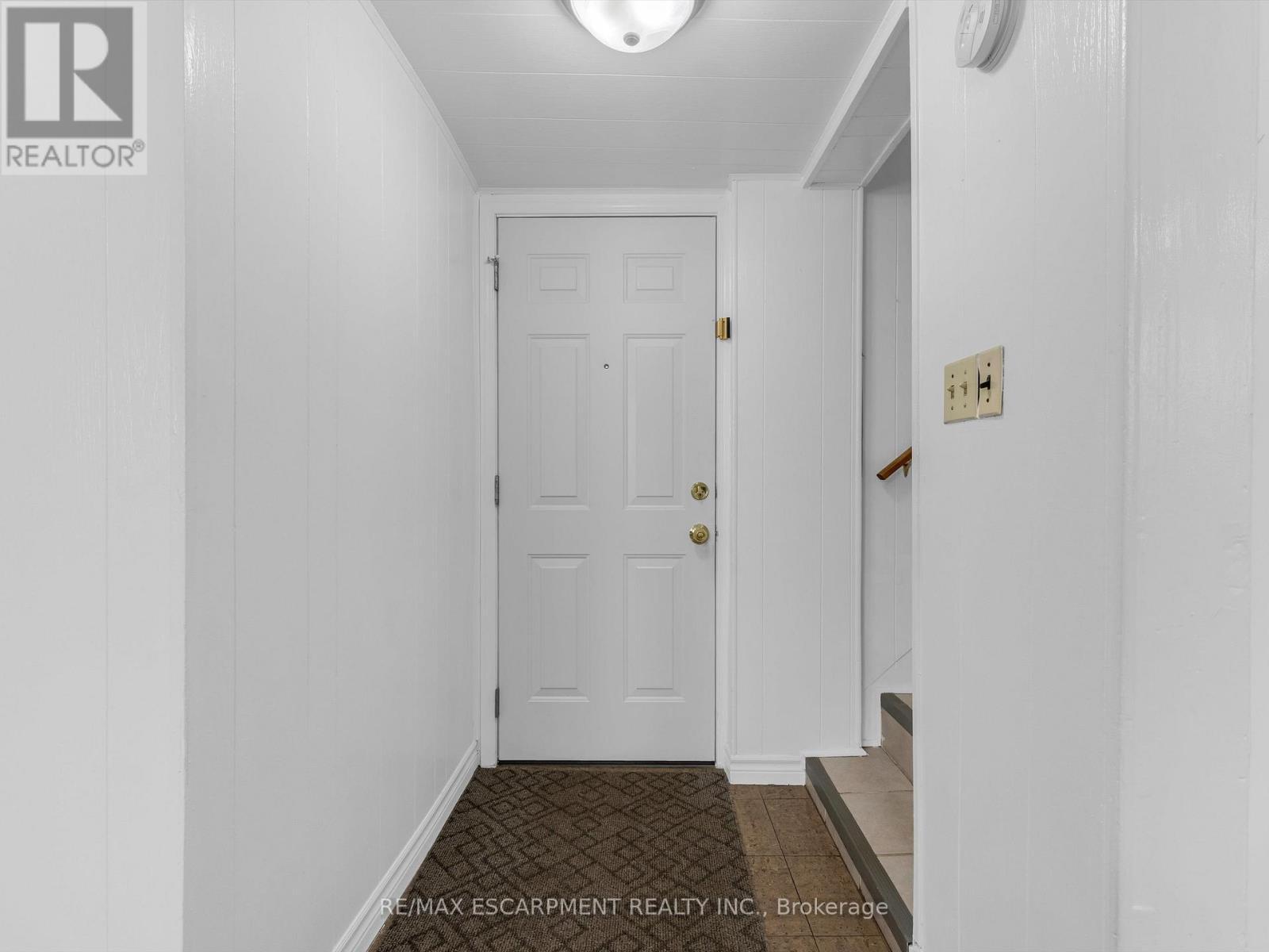 93 Murray Street E, Hamilton, ON - Indoor Photo Showing Other Room