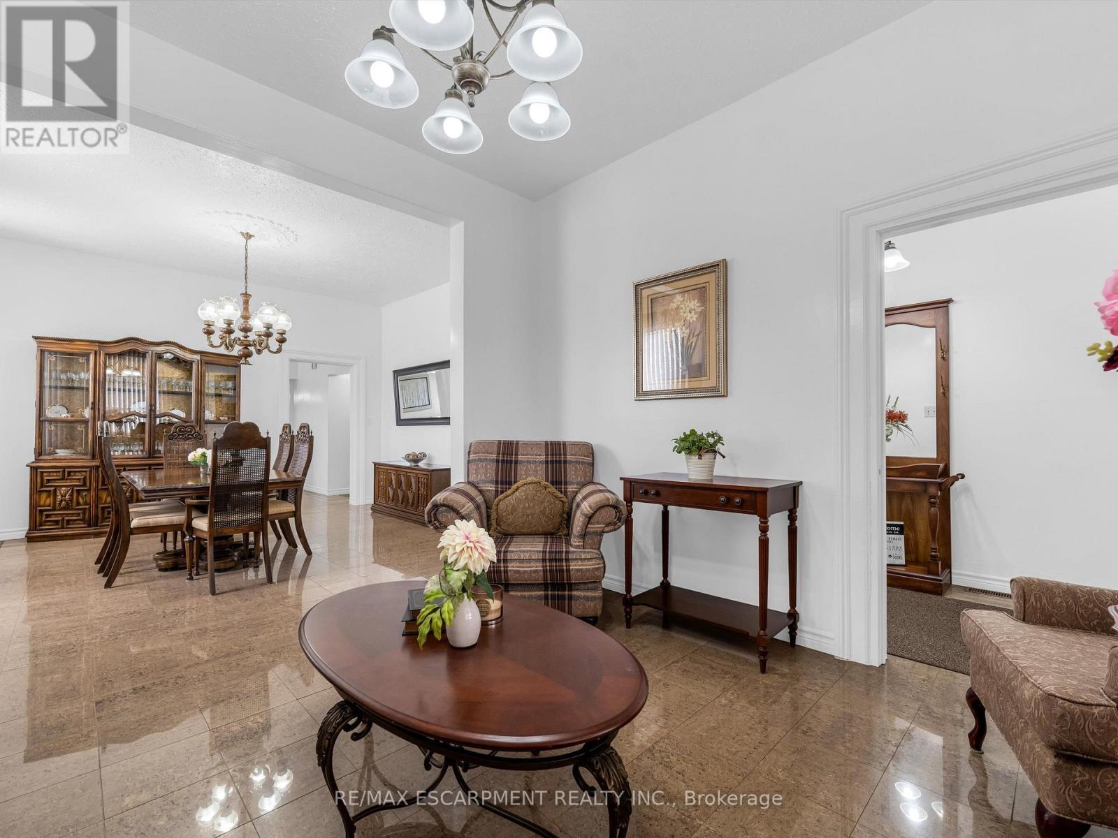 93 Murray Street E, Hamilton, ON - Indoor