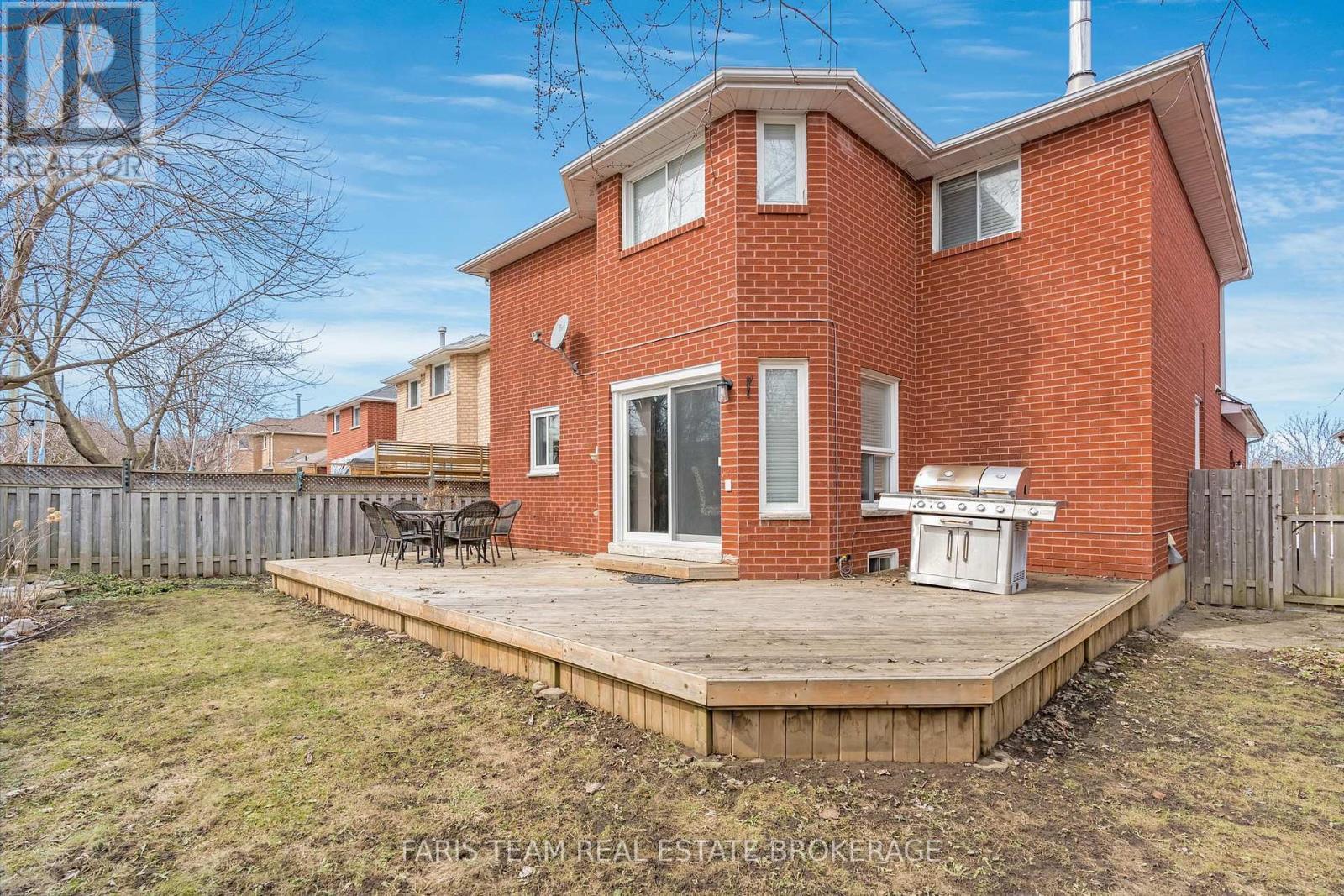 31 Etherington Crescent, Barrie, ON - Outdoor With Exterior