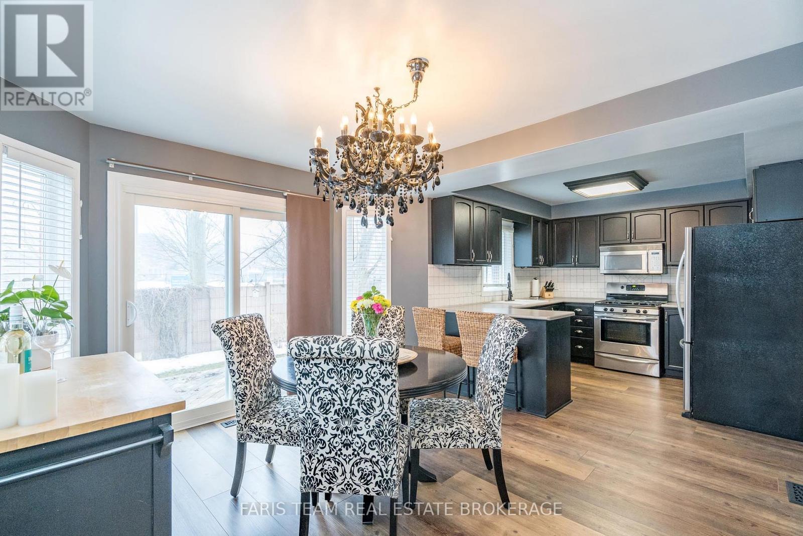 31 Etherington Crescent, Barrie, ON - Indoor