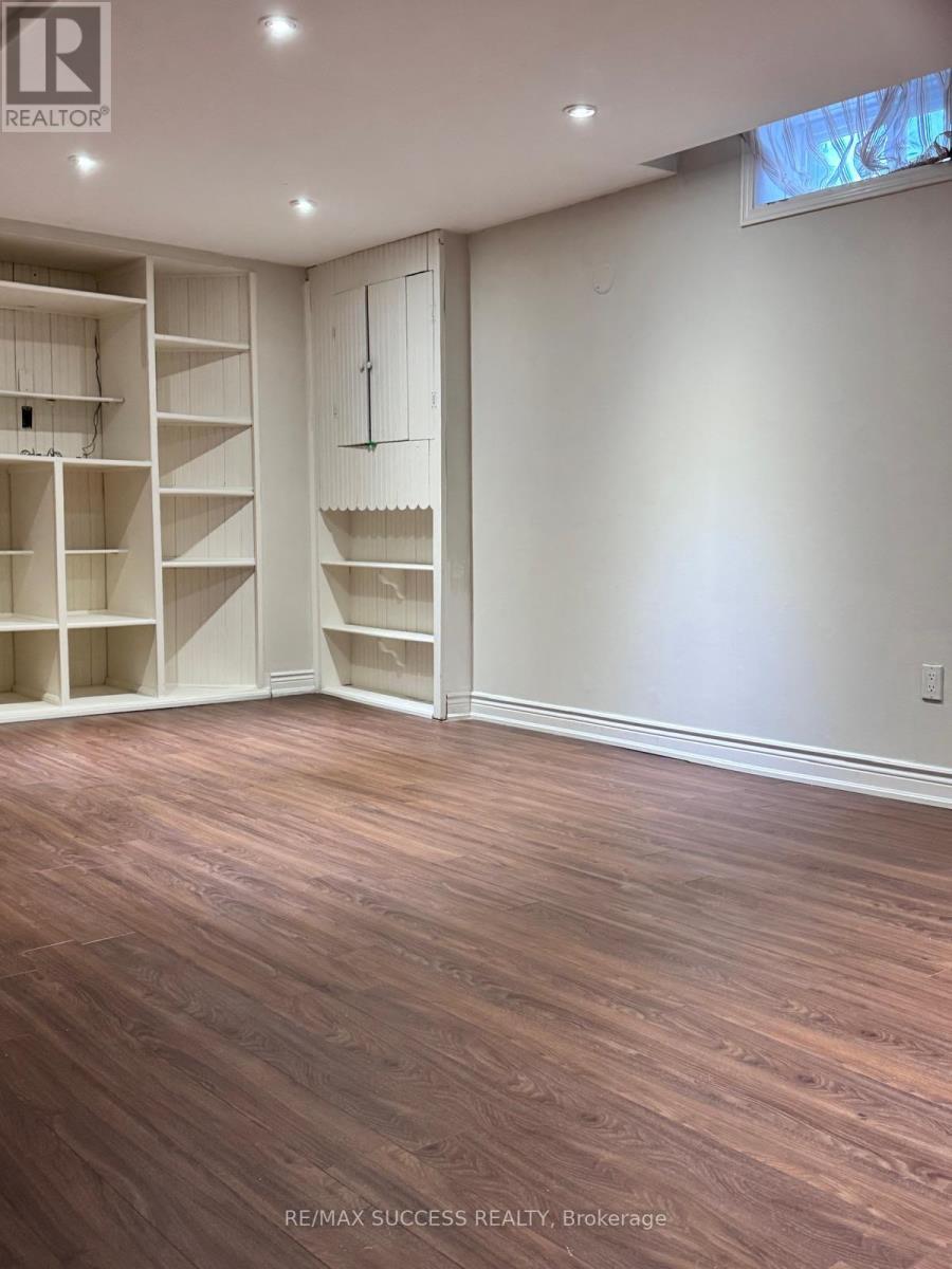 6643 Mockingbird Lane, Mississauga, ON - Indoor Photo Showing Other Room