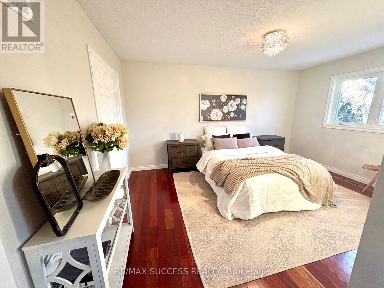 6643 Mockingbird Lane, Mississauga, ON - Indoor Photo Showing Bedroom