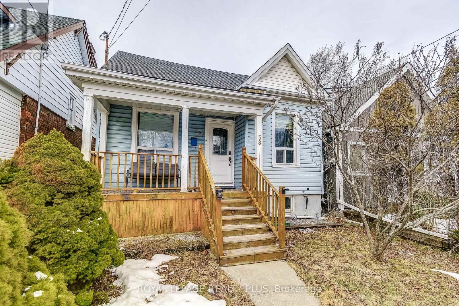 58 East 22Nd Street, Hamilton, ON - Outdoor With Deck Patio Veranda