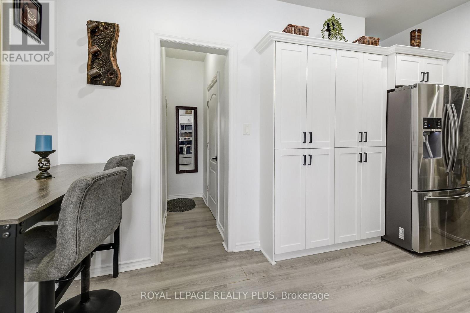 58 East 22Nd Street, Hamilton, ON - Indoor