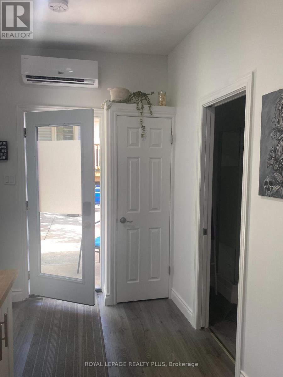 58 East 22Nd Street, Hamilton, ON - Indoor Photo Showing Other Room