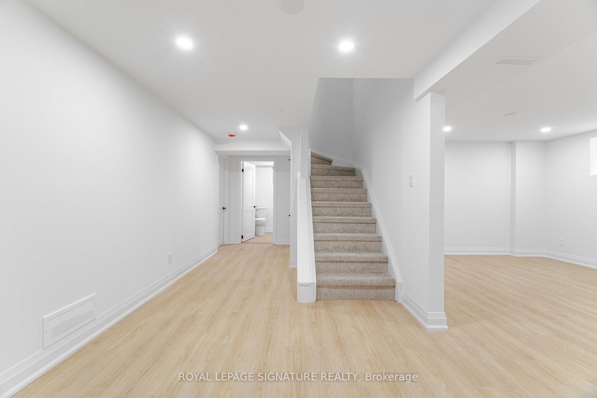 2392 Arnold Crescent, Burlington, ON - Indoor Photo Showing Other Room