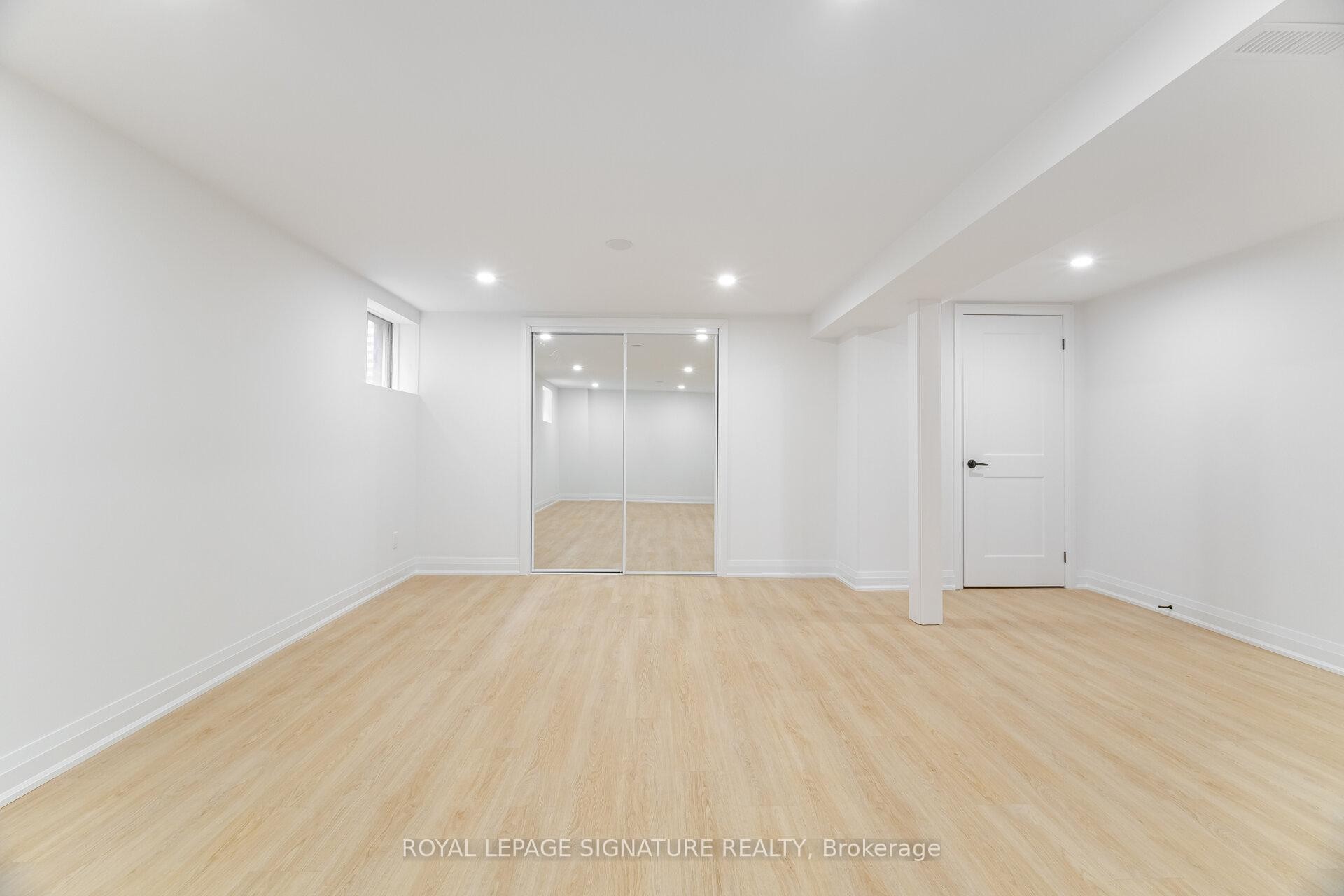 2392 Arnold Crescent, Burlington, ON - Indoor