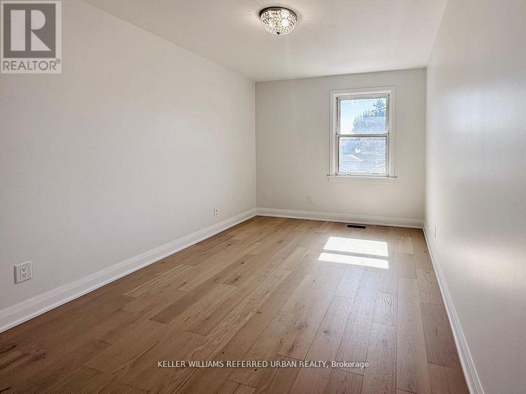 Main - 906 Marinet Crescent, Pickering, ON - Indoor Photo Showing Other Room