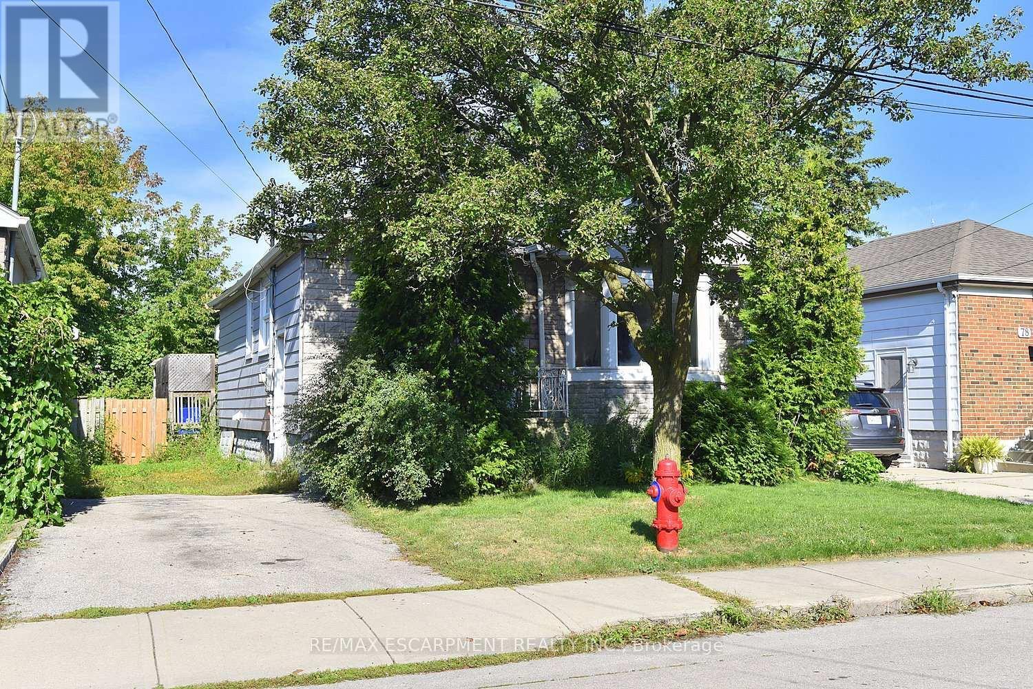 82 East 38Th Street, Hamilton, ON - Outdoor