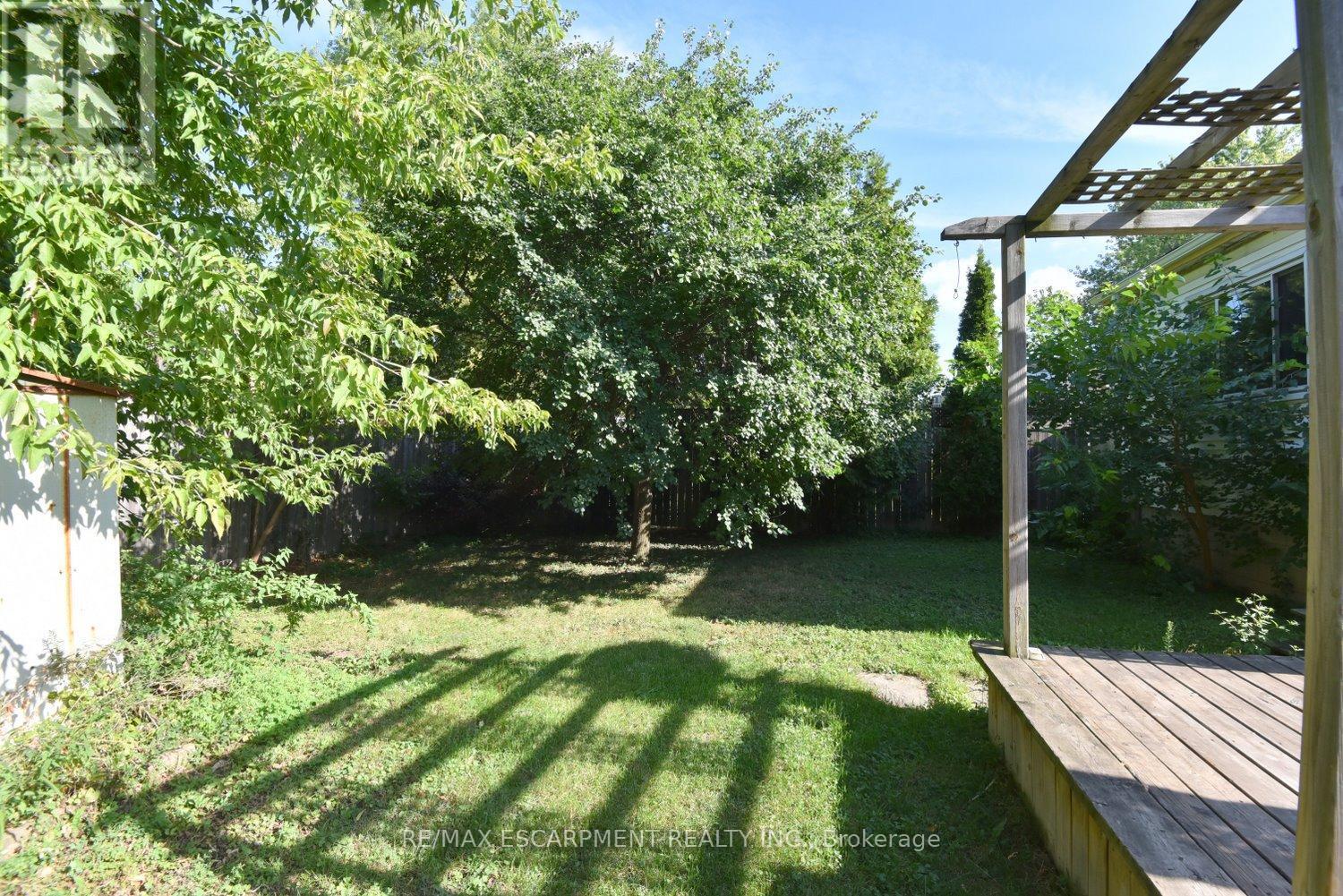 82 East 38Th Street, Hamilton, ON - Outdoor