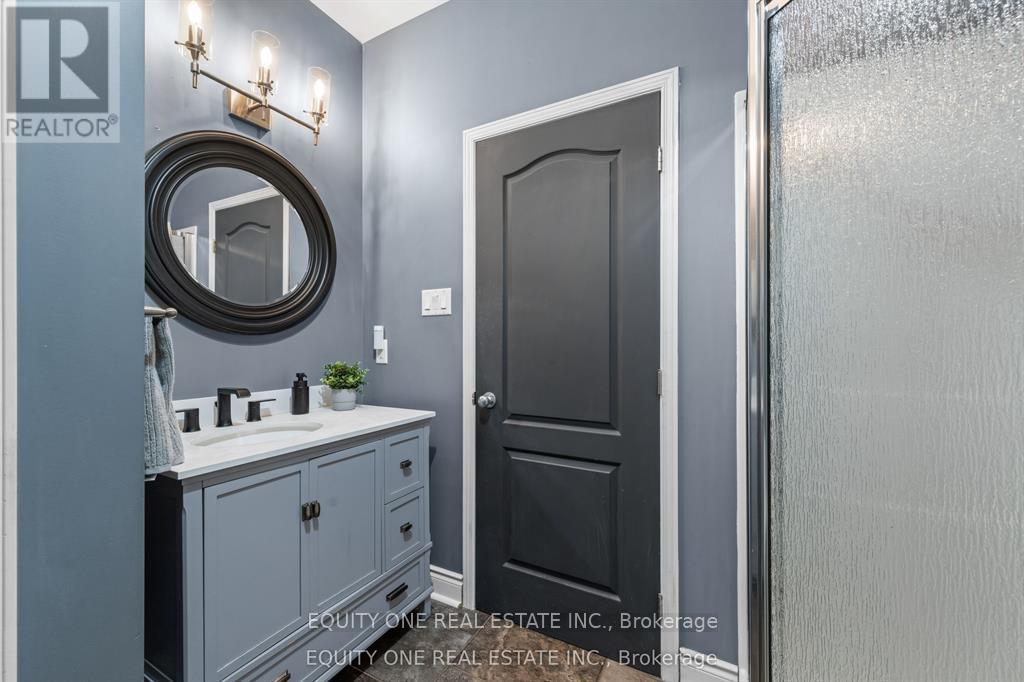 133 Arbourbrook Boulevard, Ottawa, ON - Indoor Photo Showing Bathroom